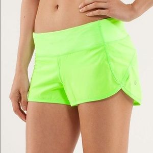 Lulu lemon neon green speed short 2.5”